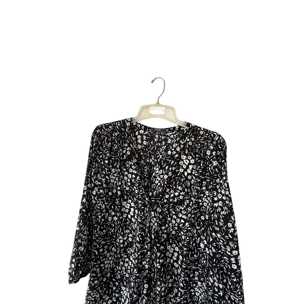 NYDJ Women’s XL Black White Floral Blouse 3/4 Sleeve Pleated Tunic Top - Picture 4 of 9